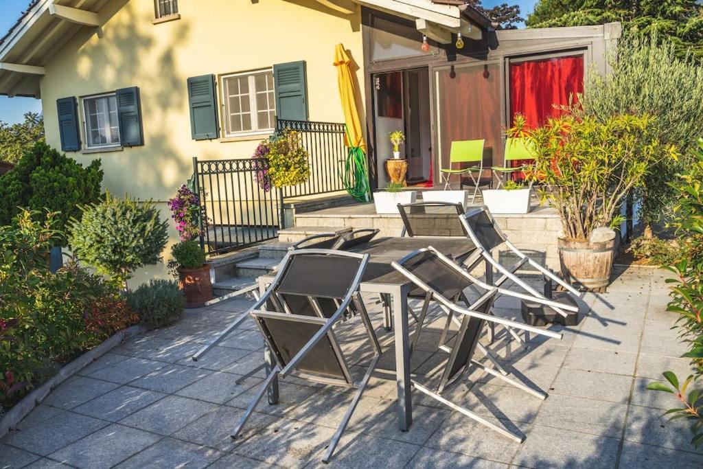 Cheerful Villa With Fireplace, Bath-Tub And Garden Noville المظهر الخارجي الصورة