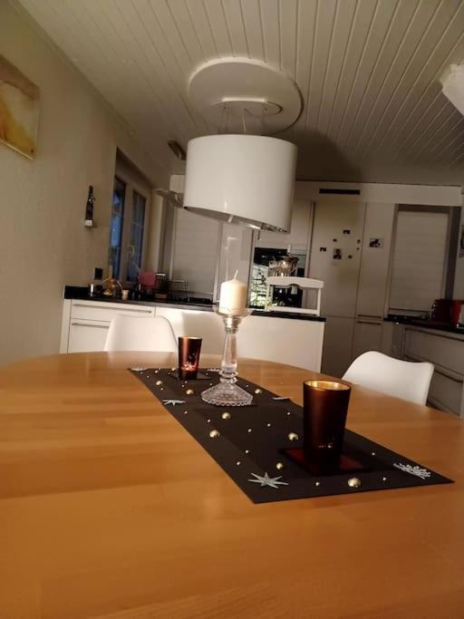 Cheerful Villa With Fireplace, Bath-Tub And Garden Noville المظهر الخارجي الصورة