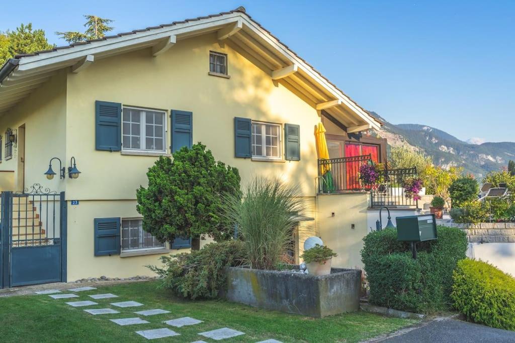 Cheerful Villa With Fireplace, Bath-Tub And Garden Noville المظهر الخارجي الصورة